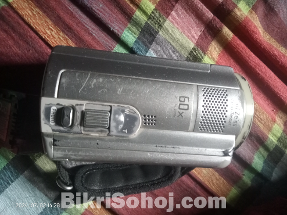 Sony Handycam DCR SR68